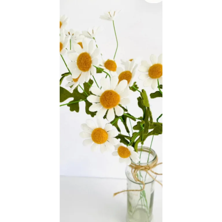 Crepe Paper Flowers: Chamomile